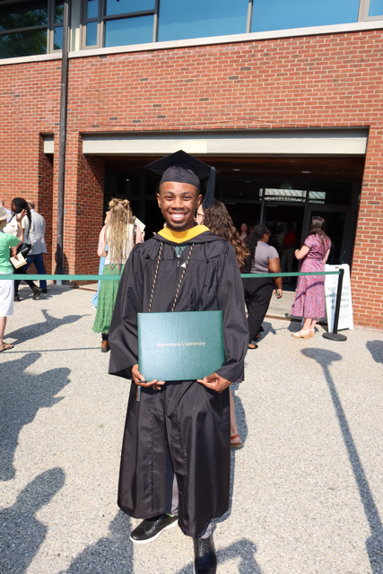Daylin graduation photo
